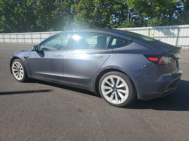 5YJ3E1EA2NF185893 - 2022 TESLA MODEL 3 Графитовый фото 2