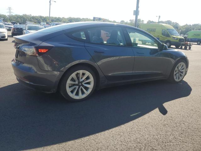 5YJ3E1EA2NF185893 - 2022 TESLA MODEL 3 Графитовый фото 3