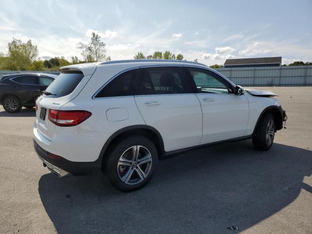WDC0G4KB1JV021374 - 2018 MERCEDES-BENZ GLC 300 4MATIC WHITE photo 3