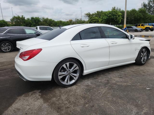 WDDSJ4GB6JN632581 - 2018 MERCEDES-BENZ CLA 250 4MATIC WHITE photo 3