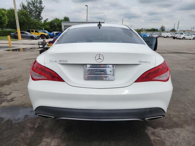 WDDSJ4GB6JN632581 - 2018 MERCEDES-BENZ CLA 250 4MATIC WHITE photo 6