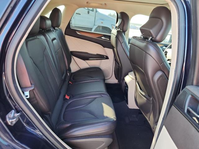 5LMCJ1A94FUJ17118 - 2015 LINCOLN MKC BLUE photo 11