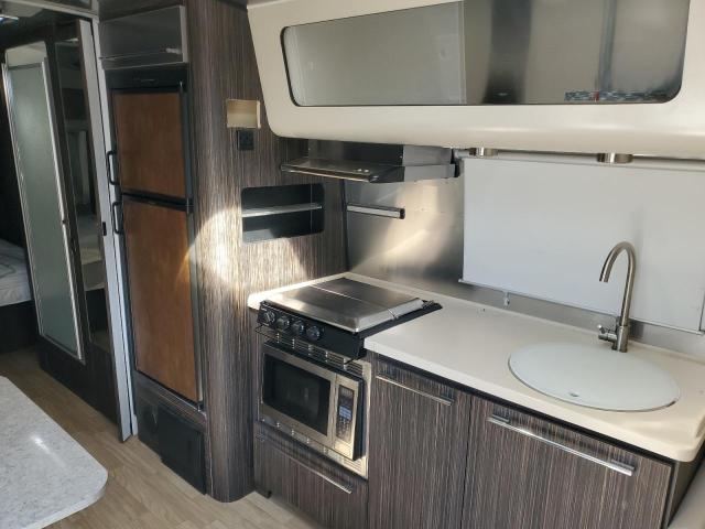 1STJFYM2XJJ541356 - 2018 AIRSTREAM CAMPER SILVER photo 6