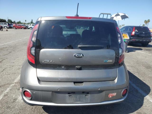 KNDJX3AE5H7021179 - 2017 KIA SOUL EV + GRAY photo 6