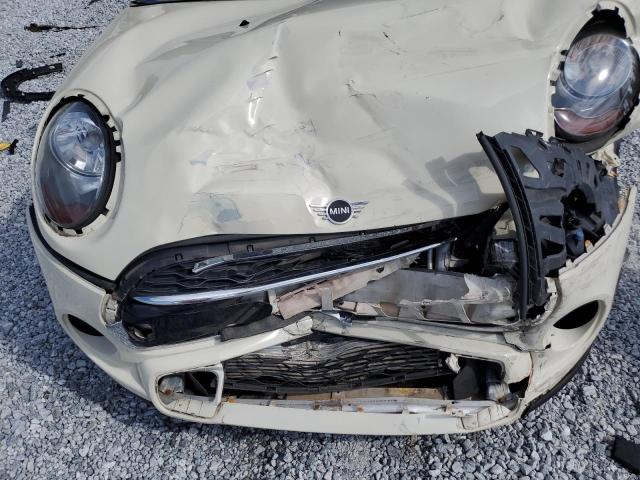WMWXP5C5XJ2G61748 - 2018 MINI COOPER BEIGE photo 11