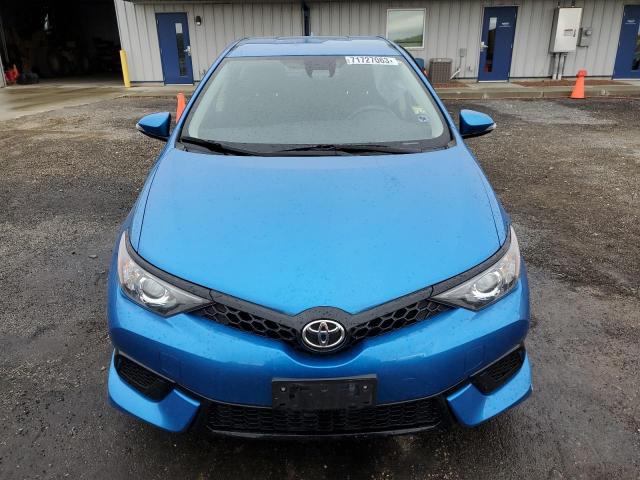 JTNKARJE1HJ526854 - 2017 TOYOTA COROLLA IM BLUE photo 5