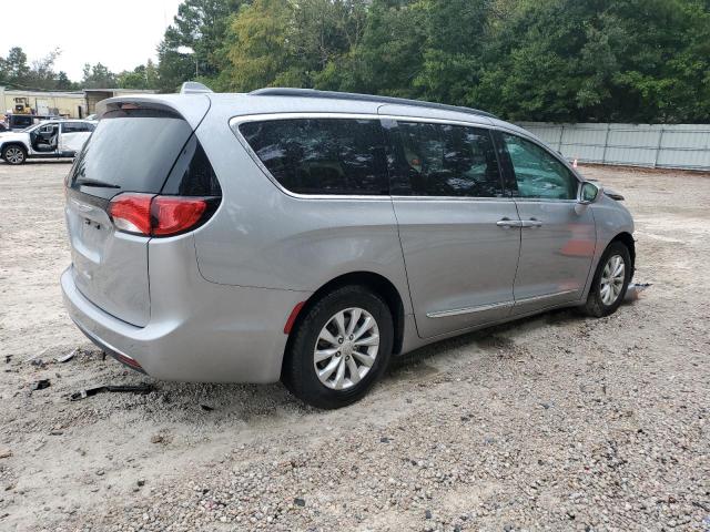 2C4RC1BG7HR688725 - 2017 CHRYSLER PACIFICA TOURING L SILVER photo 3