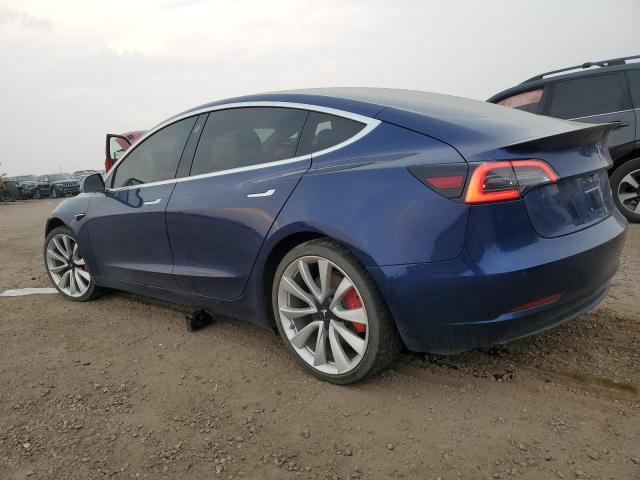5YJ3E1EB0JF080966 - 2018 TESLA MODEL 3 Синий фото 2