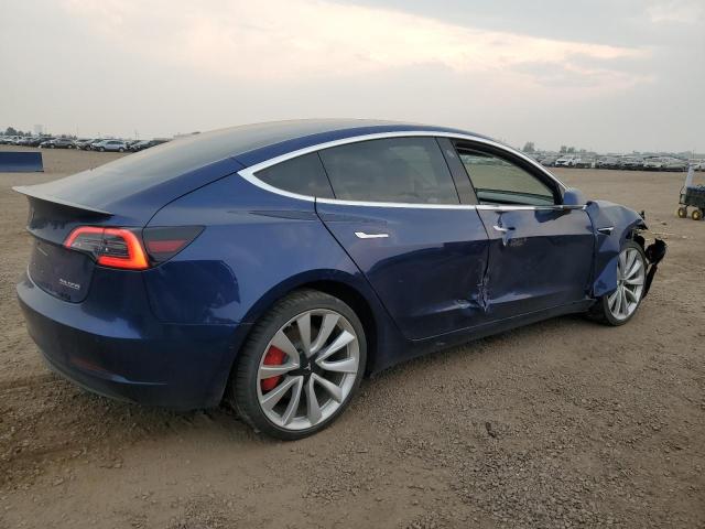 5YJ3E1EB0JF080966 - 2018 TESLA MODEL 3 Синий фото 3