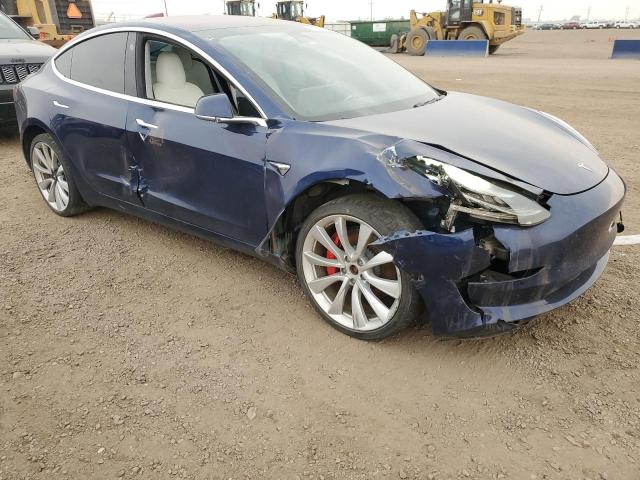 5YJ3E1EB0JF080966 - 2018 TESLA MODEL 3 Синий фото 4