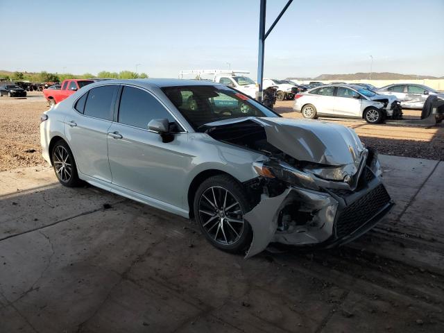 4T1G11AK3NU021812 - 2022 TOYOTA CAMRY SE WHITE photo 4