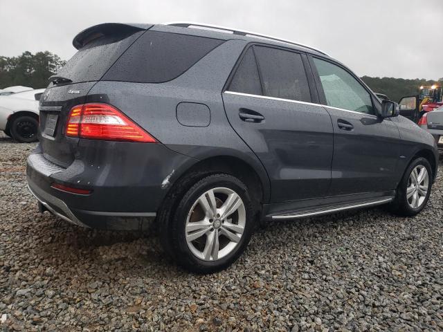 4JGDA5HB8CA030987 - 2012 MERCEDES-BENZ ML 350 4MATIC GRAY photo 3