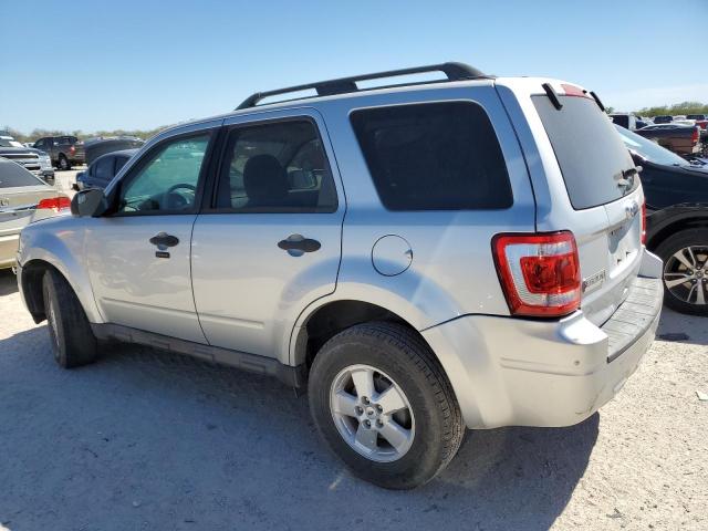 1FMCU0D73CKC27647 - 2012 FORD ESCAPE XLT SILVER photo 2