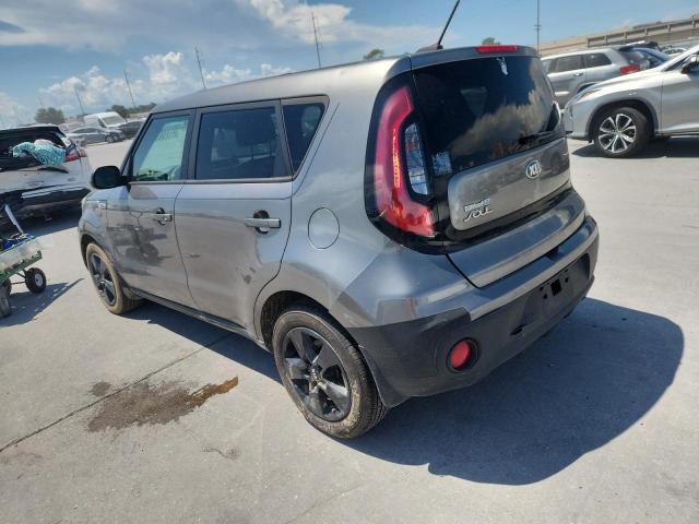 KNDJN2A20J7596365 - 2018 KIA SOUL GRAY photo 2