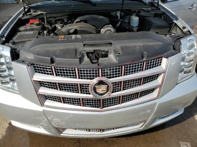 1GYS4KEF2DR210973 - 2013 CADILLAC ESCALADE ESV PLATINUM Plata foto 12