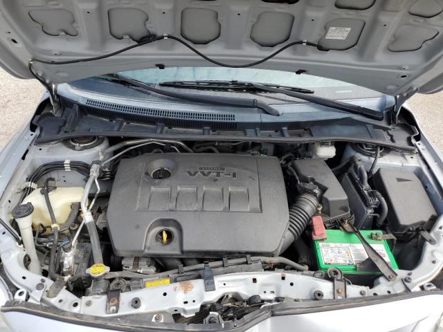 2T1BU4EE1DC098850 - 2013 TOYOTA COROLLA BASE 银色 照片 11