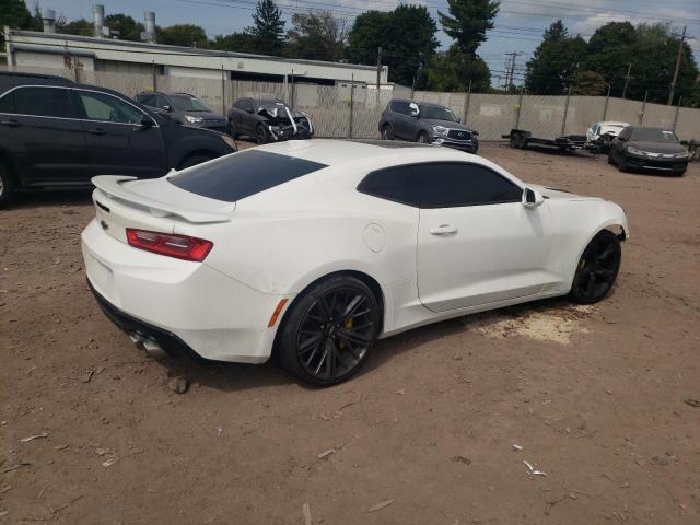 1G1FE1R73J0136912 - 2018 CHEVROLET CAMARO SS WHITE photo 3