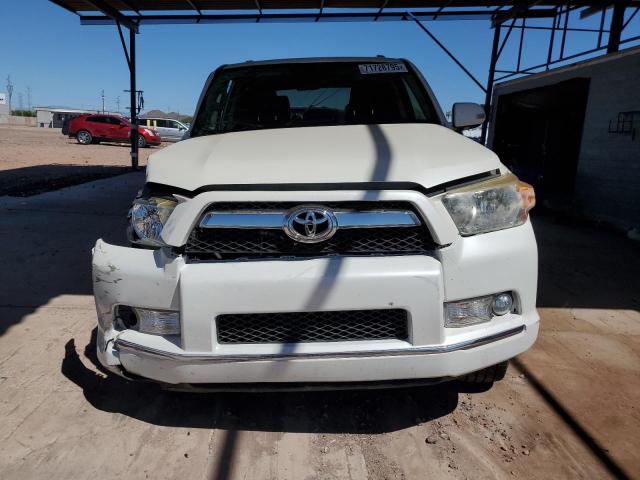 JTEBU5JR4D5112103 - 2013 TOYOTA 4RUNNER SR5 白色 照片 5