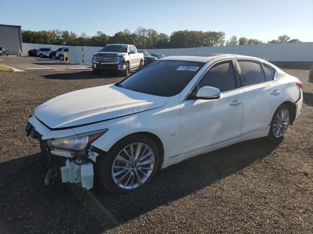 2018 INFINITI Q50 LUXE, 