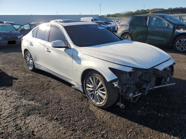 JN1EV7AP4JM350076 - 2018 INFINITI Q50 LUXE 白色 照片 4