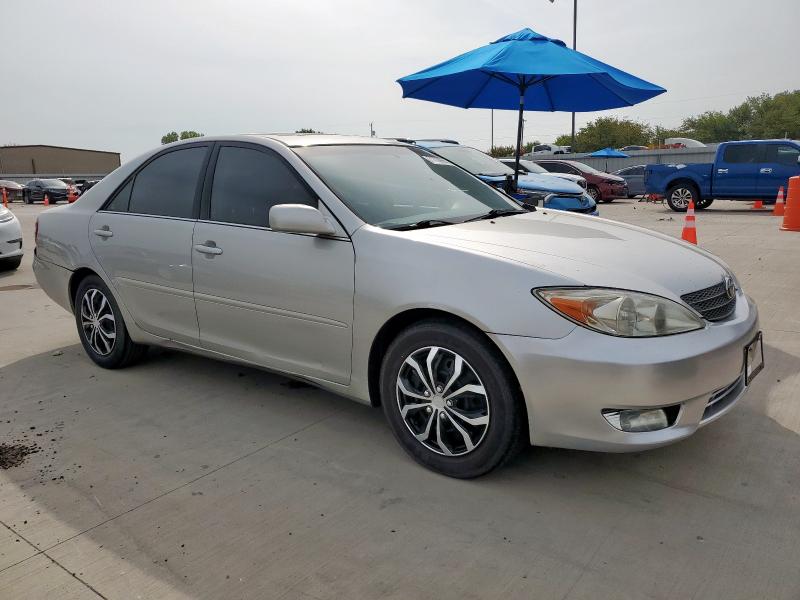 4T1BE32K55U528784 - 2005 TOYOTA CAMRY LE SILVER photo 4