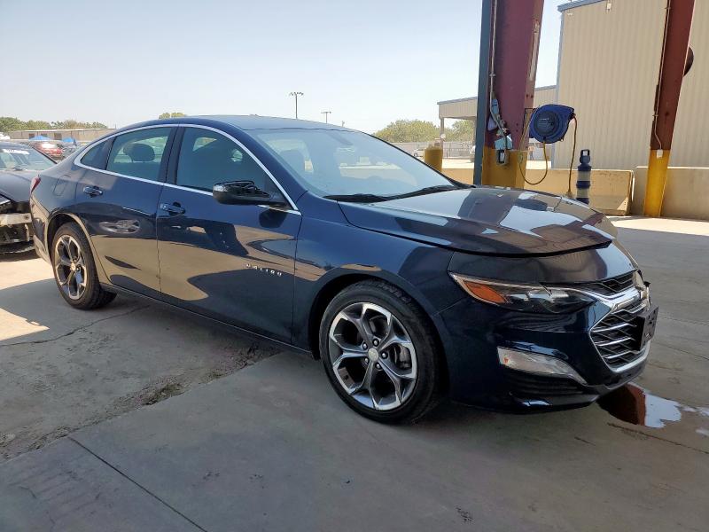 1G1ZD5ST0NF117154 - 2022 CHEVROLET MALIBU LT BLUE photo 4