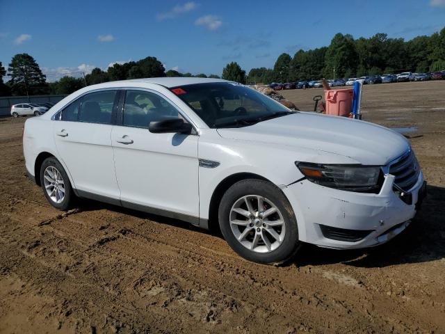 1FAHP2D88FG119575 - 2015 FORD TAURUS SE WHITE photo 4