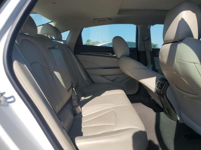 1G4ZP5SS2KU129444 - 2019 BUICK LACROSSE ESSENCE Blanc photo 10