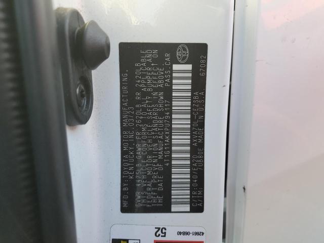 4T1G11AKXPU794117 - 2023 TOYOTA CAMRY SE NIGHT SHADE WHITE photo 13