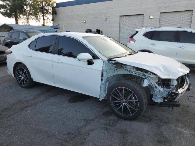 4T1G11AKXPU794117 - 2023 TOYOTA CAMRY SE NIGHT SHADE WHITE photo 4