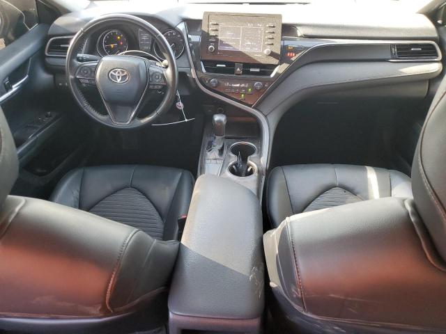 4T1G11AKXPU794117 - 2023 TOYOTA CAMRY SE NIGHT SHADE WHITE photo 8