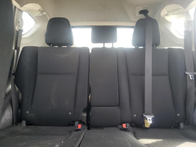 JTMBFREV6JJ193623 - 2018 TOYOTA RAV4 LE Srebrny zdjęcie 10