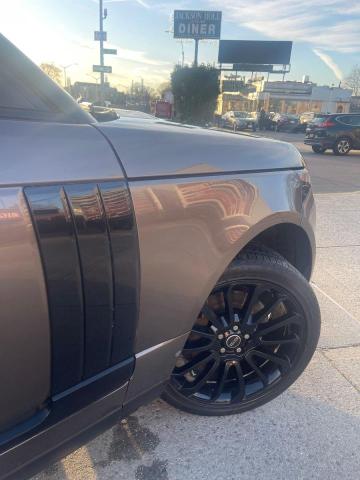 SALGS2DF8DA115067 - 2013 LAND ROVER RANGE ROVE HSE BROWN photo 2