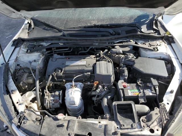 1HGCR2F56FA212018 - 2015 HONDA ACCORD SPORT WHITE photo 11