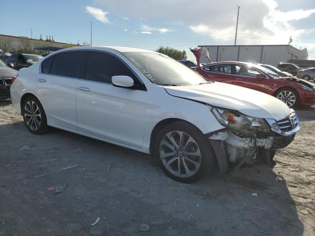 1HGCR2F56FA212018 - 2015 HONDA ACCORD SPORT WHITE photo 4