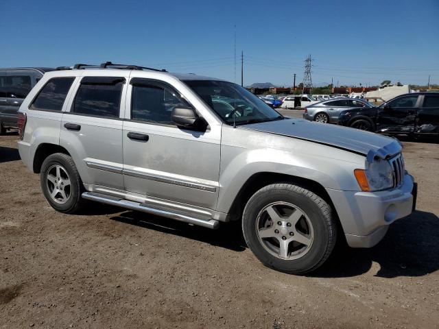 1J4GS48K35C658305 - 2005 JEEP GRAND CHER LAREDO 银色 照片 4