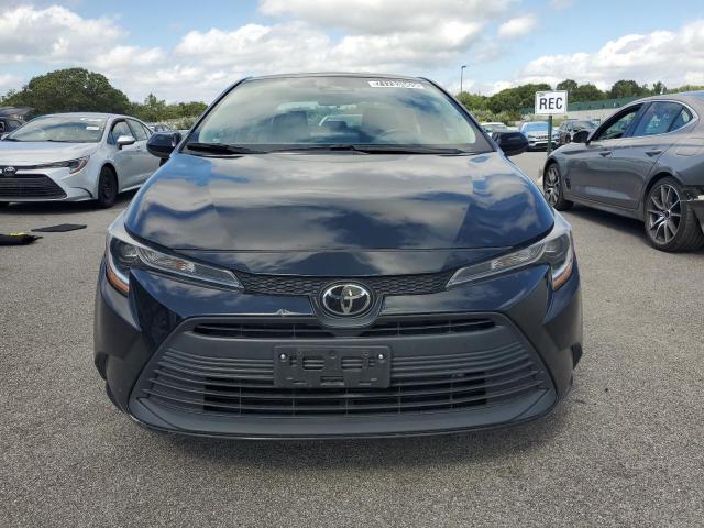 5YFB4MDE4RP137536 - 2024 TOYOTA COROLLA LE BLACK photo 5