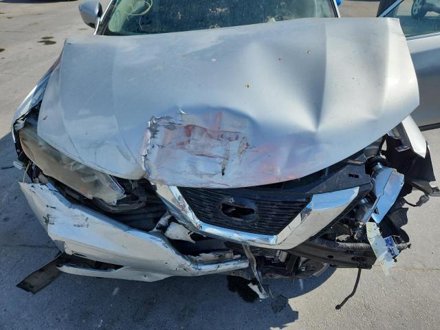 KNMAT2MT4JP547616 - 2018 NISSAN ROGUE S GRAY photo 12