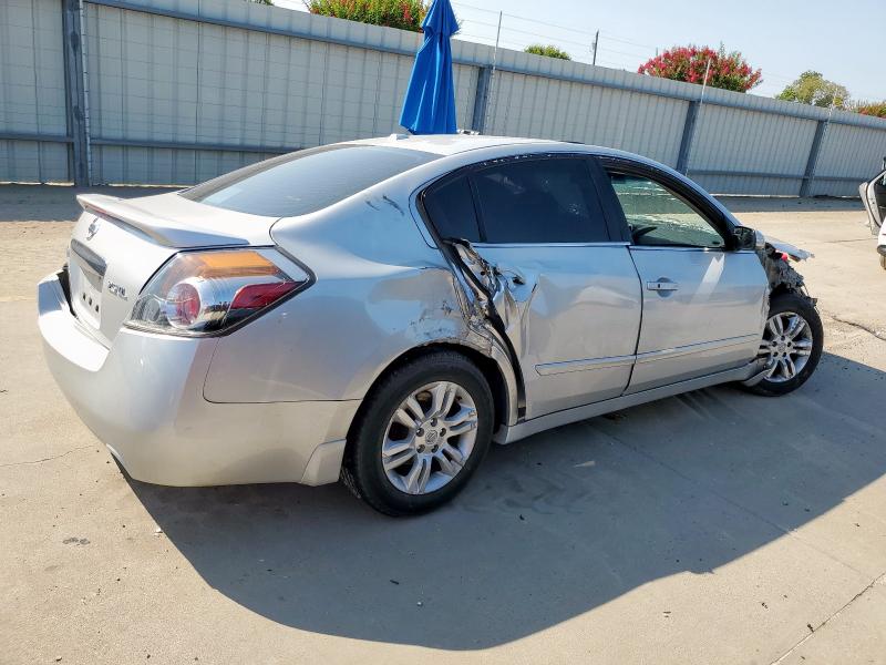 1N4AL2AP3CN485881 - 2012 NISSAN ALTIMA BASE 银色 照片 3