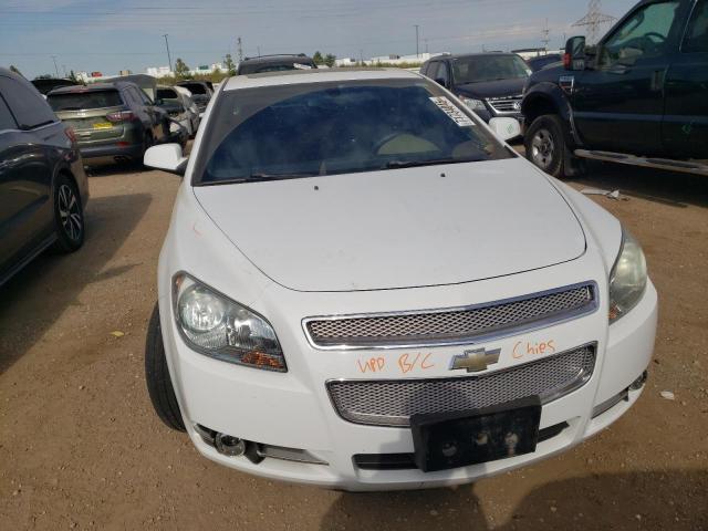 1G1ZK57B39F182236 - 2009 CHEVROLET MALIBU LTZ WHITE photo 5