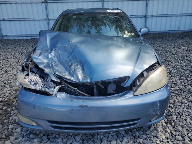 4T1BF30K43U547078 - 2003 TOYOTA CAMRY LE BLUE photo 5