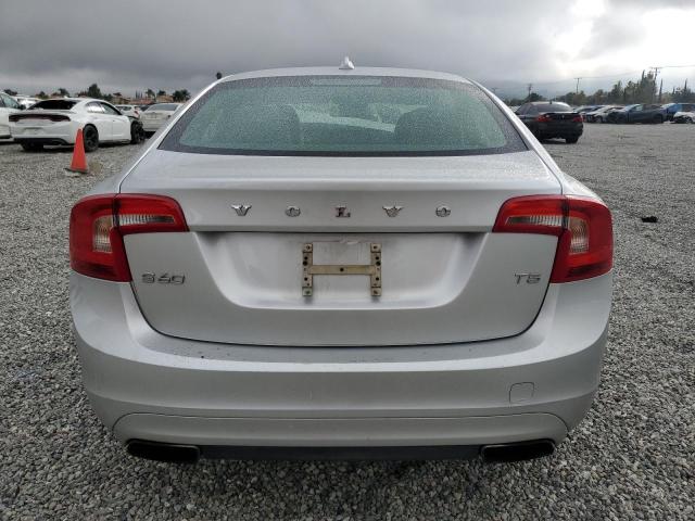 YV126MFB3F1314570 - 2015 VOLVO S60 PREMIER SILVER photo 6