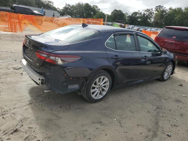 4T1C11AK2MU466863 - 2021 TOYOTA CAMRY LE BLUE photo 3