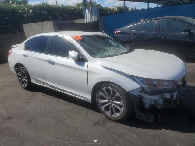 1HGCR2F50FA041685 - 2015 HONDA ACCORD SPORT 白色 照片 4