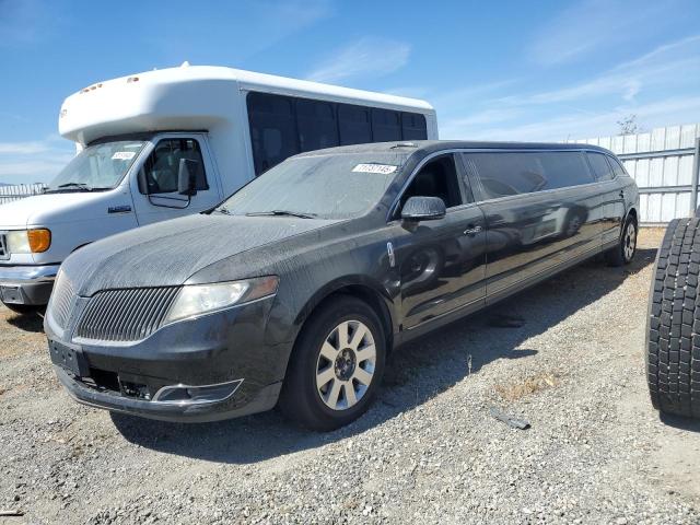 2013 LINCOLN MKT, 