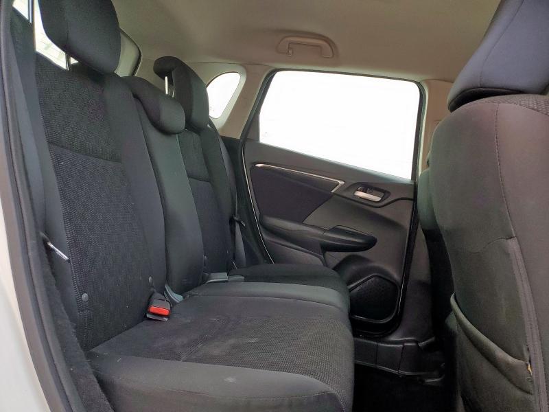 3HGGK5H54HM704072 - 2017 HONDA FIT LX WHITE photo 10