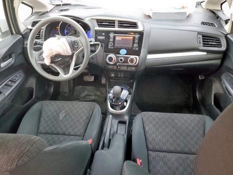 3HGGK5H54HM704072 - 2017 HONDA FIT LX WHITE photo 8