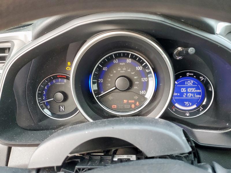 3HGGK5H54HM704072 - 2017 HONDA FIT LX WHITE photo 9