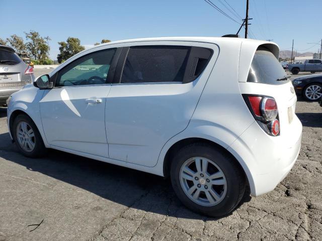 1G1JC6SG3G4112795 - 2016 CHEVROLET SONIC LT WHITE photo 2