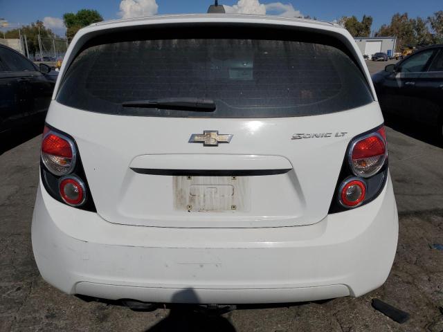 1G1JC6SG3G4112795 - 2016 CHEVROLET SONIC LT WHITE photo 6